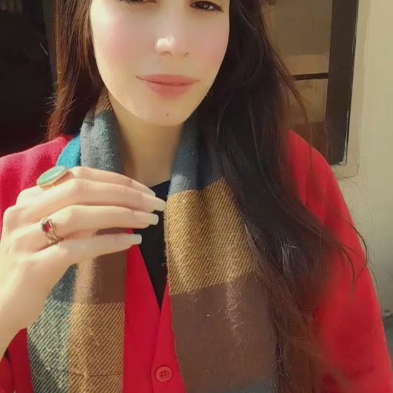 Ubtan Face & Body Scrub | sachetcare.com